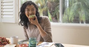 Tajna “drugog mozga”: Kako naš stomak utiče na raspoloženje i svakodnevni stres