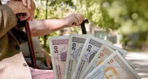 Upućen prijedlog da se penzije u Federaciji povećaju za najmanje 20 posto